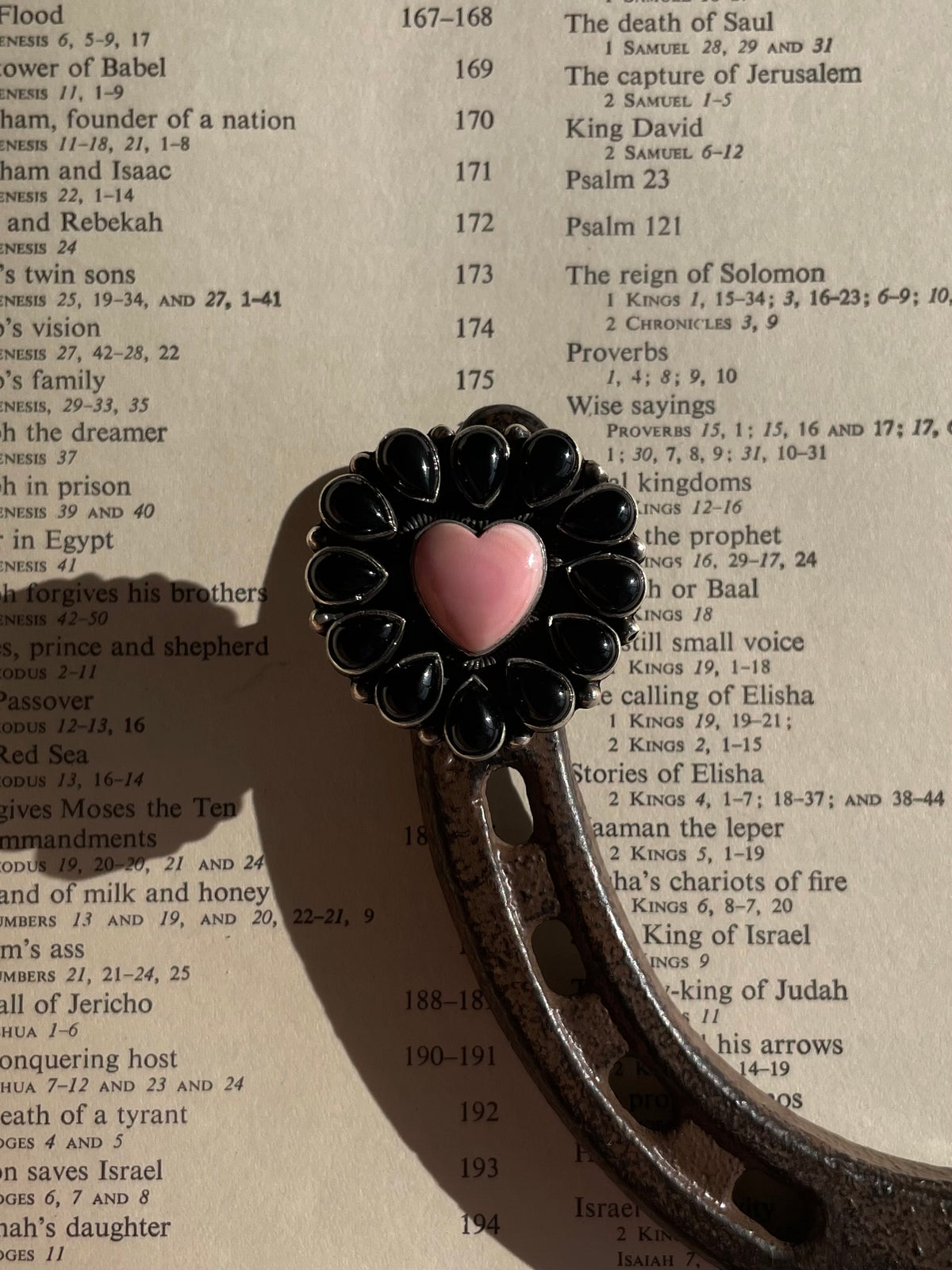 Pink Conch & Black Onyx Heart Ring Size 9 | 925 Sterling Silver G757