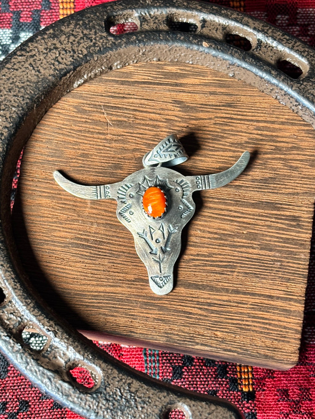 Spiny Oyster Bull Skull Pendant | 925 Sterling Silver Z001