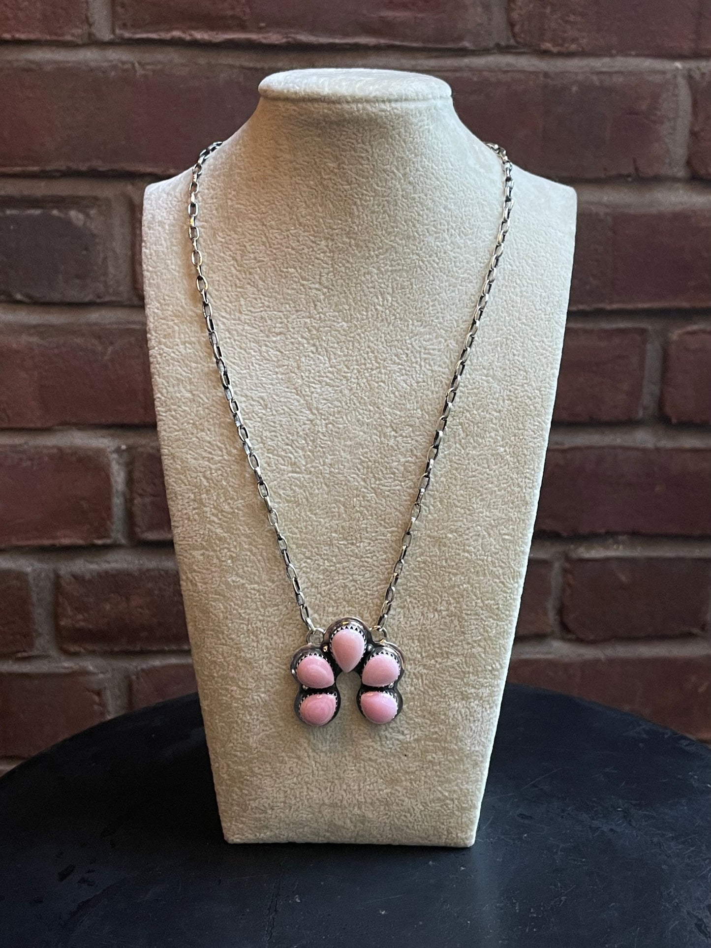 Pink Conch Naja Necklace | 925 Sterling Silver E327