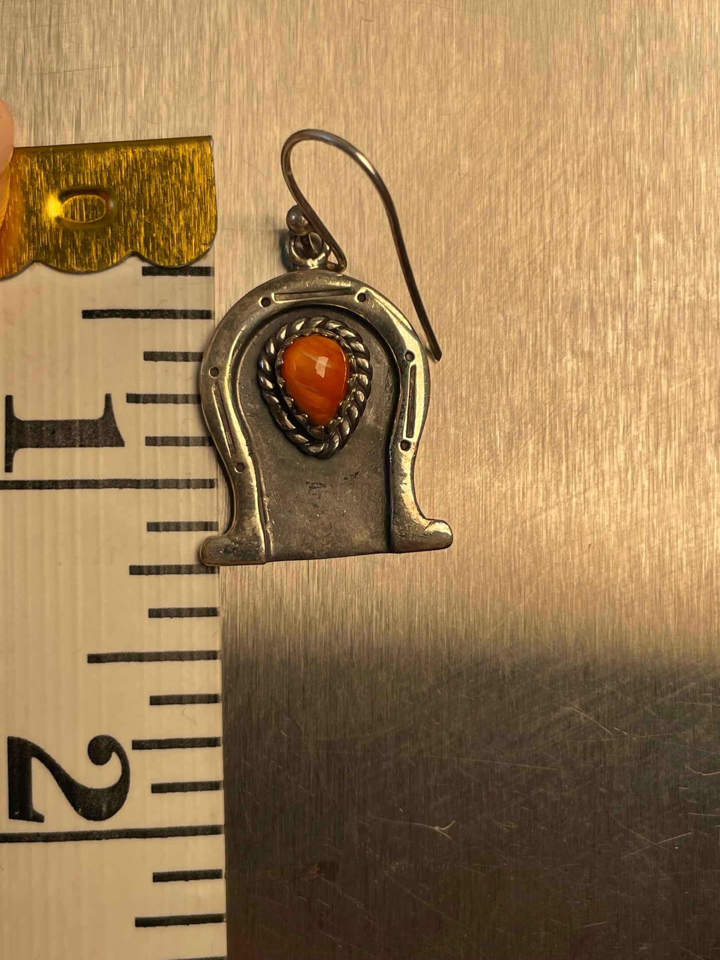 Spiny Oyster Horse Shoe Hook Earrings | 925 Sterling Silver D190