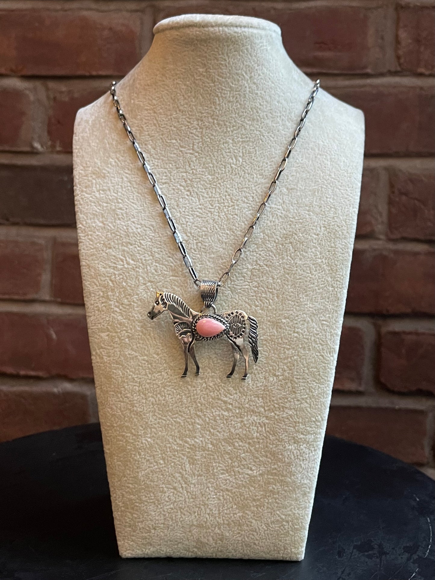 Pink Conch Horse Pendant | 925 Sterling Silver E261