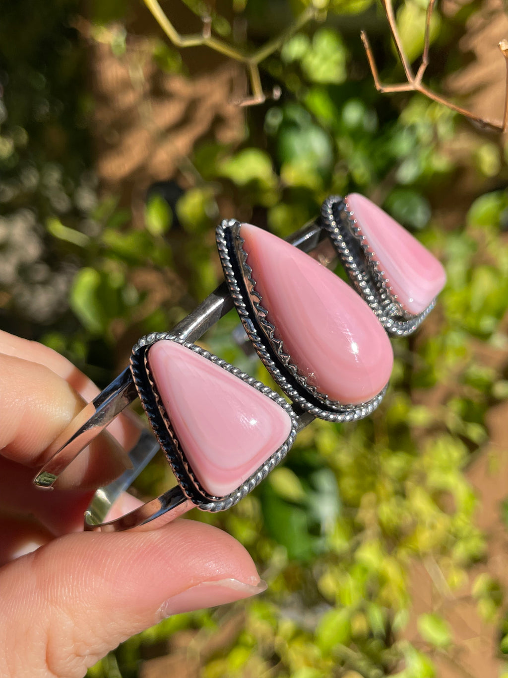 Pink Conch Triple Teardrop Cuff Bracelet | Sterling Silver B671