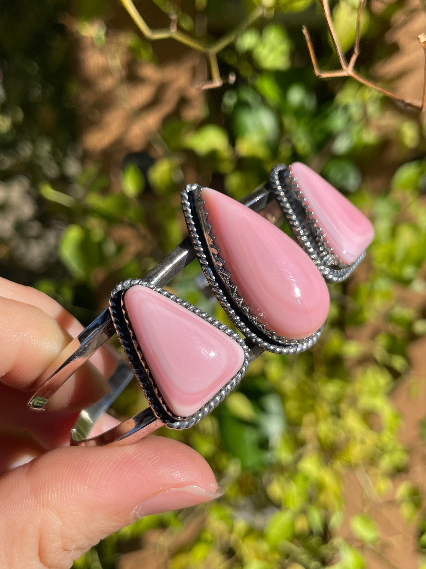 Pink Conch Triple Teardrop Cuff Bracelet | Sterling Silver B671