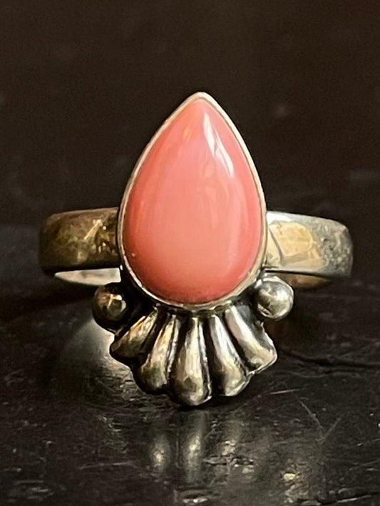 Pink Conch Tear Drop Ring Size 7 | 925 Sterling Silver G153