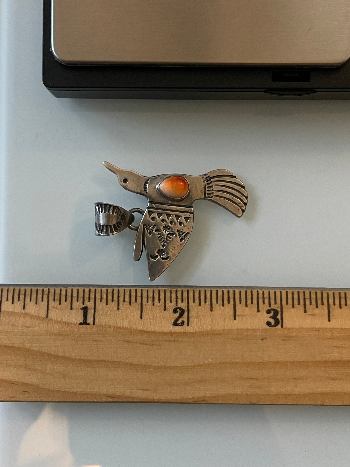 Spiny Oyster Hummingbird Pendant | 925 Sterling Silver E529