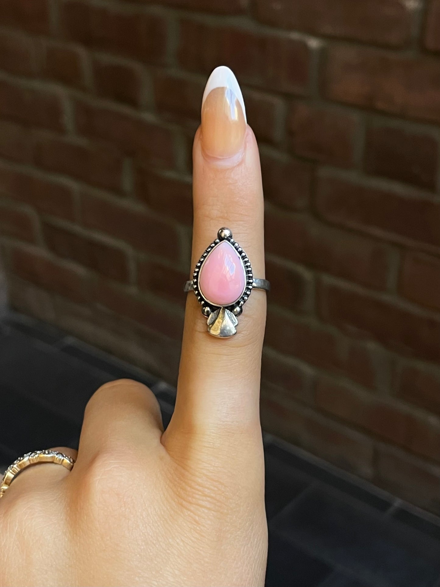 Pink Conch Tear Drop Ring Size 8 | Sterling Silver E915