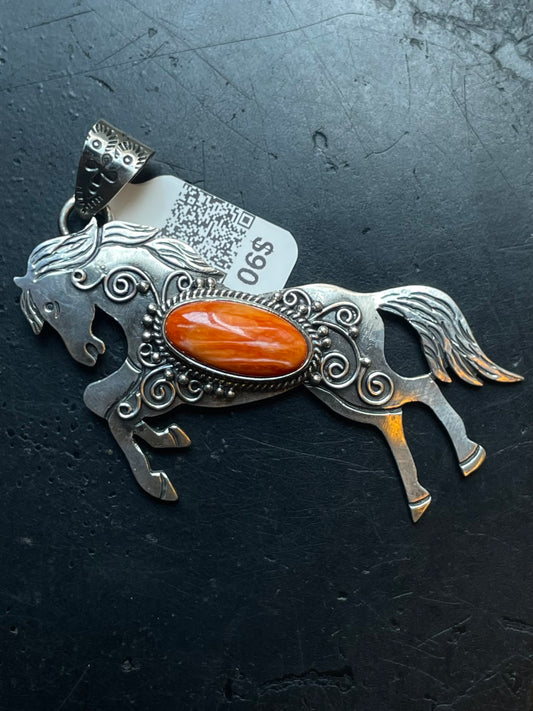 Spiny Oyster Horse Pendant | Sterling Silver | A587