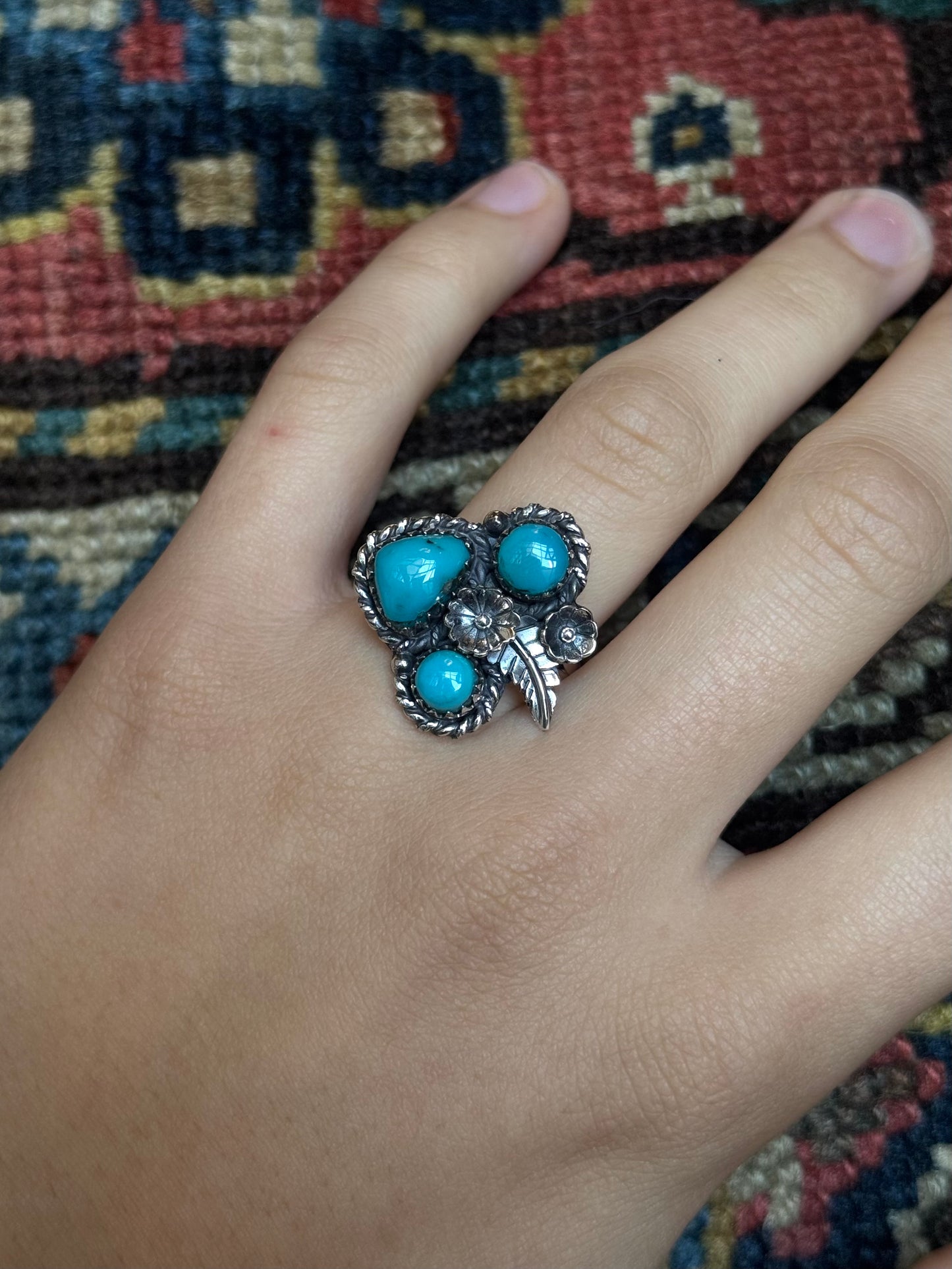 Turquoise Flower Ring | Sterling Silver | Size 9 | C133