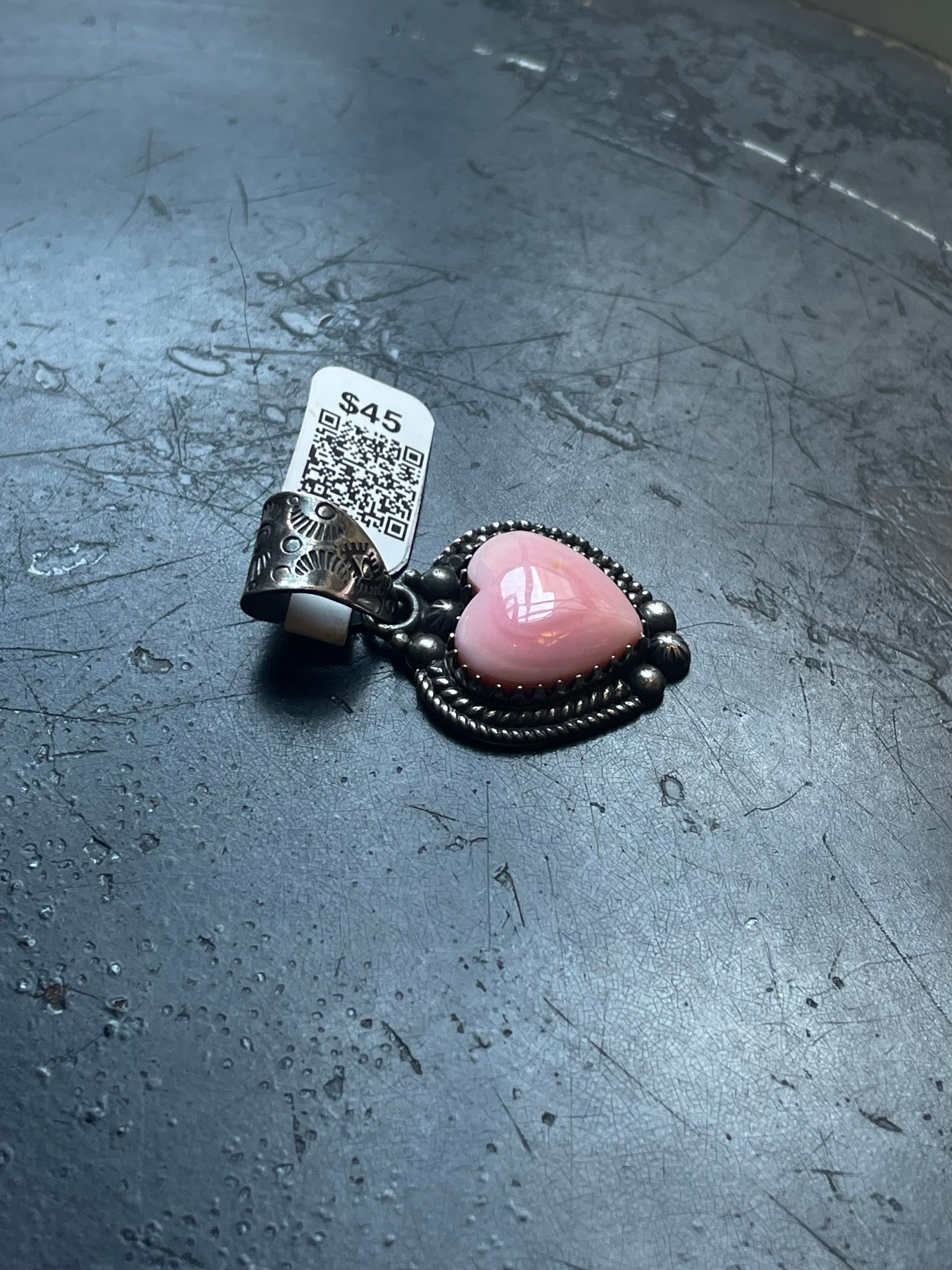 Pink Conch Heart Pendant | Sterling Silver | A634