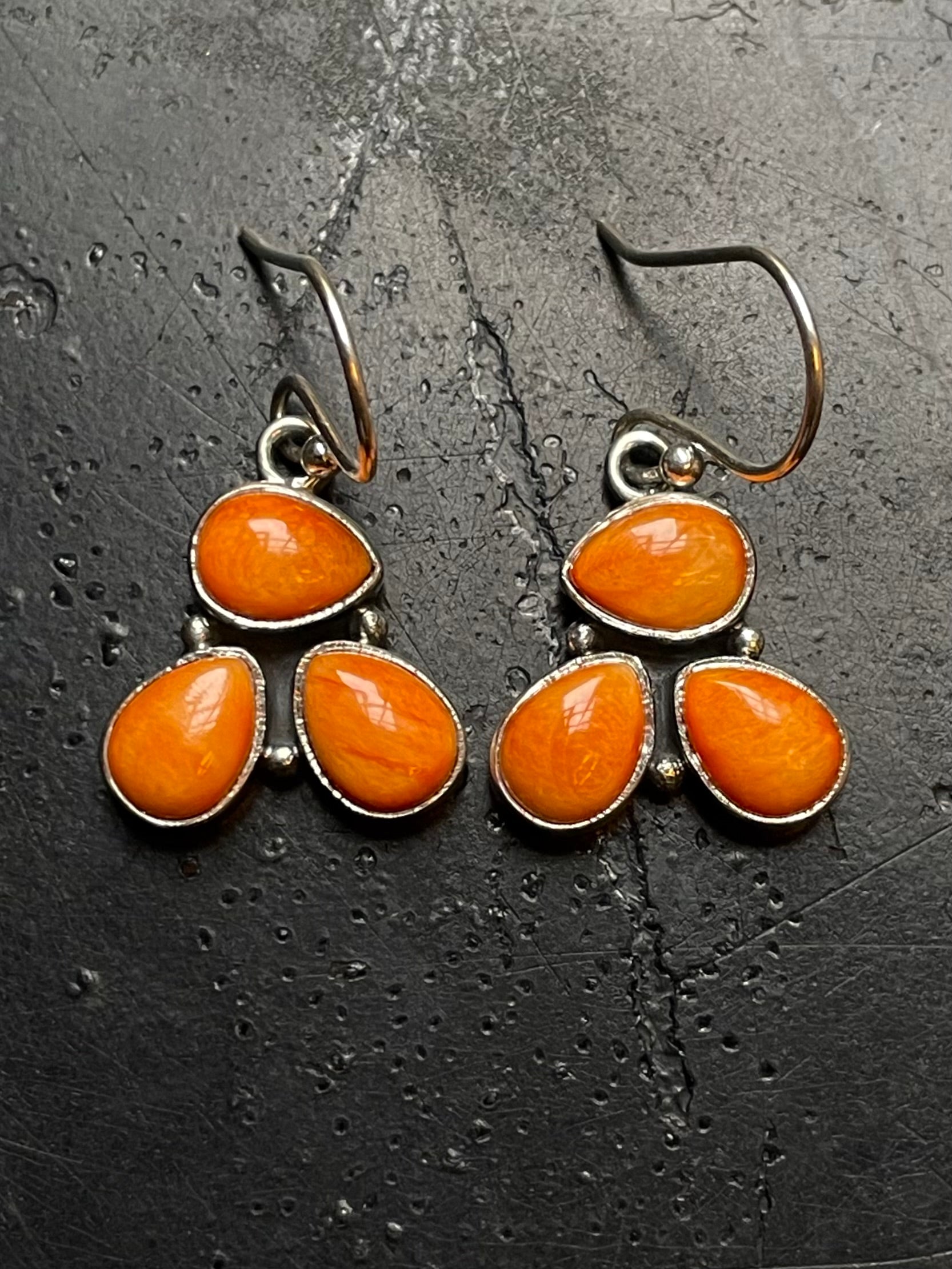 Spiny Oyster Hook Earrings | 925 Sterling Silver G249