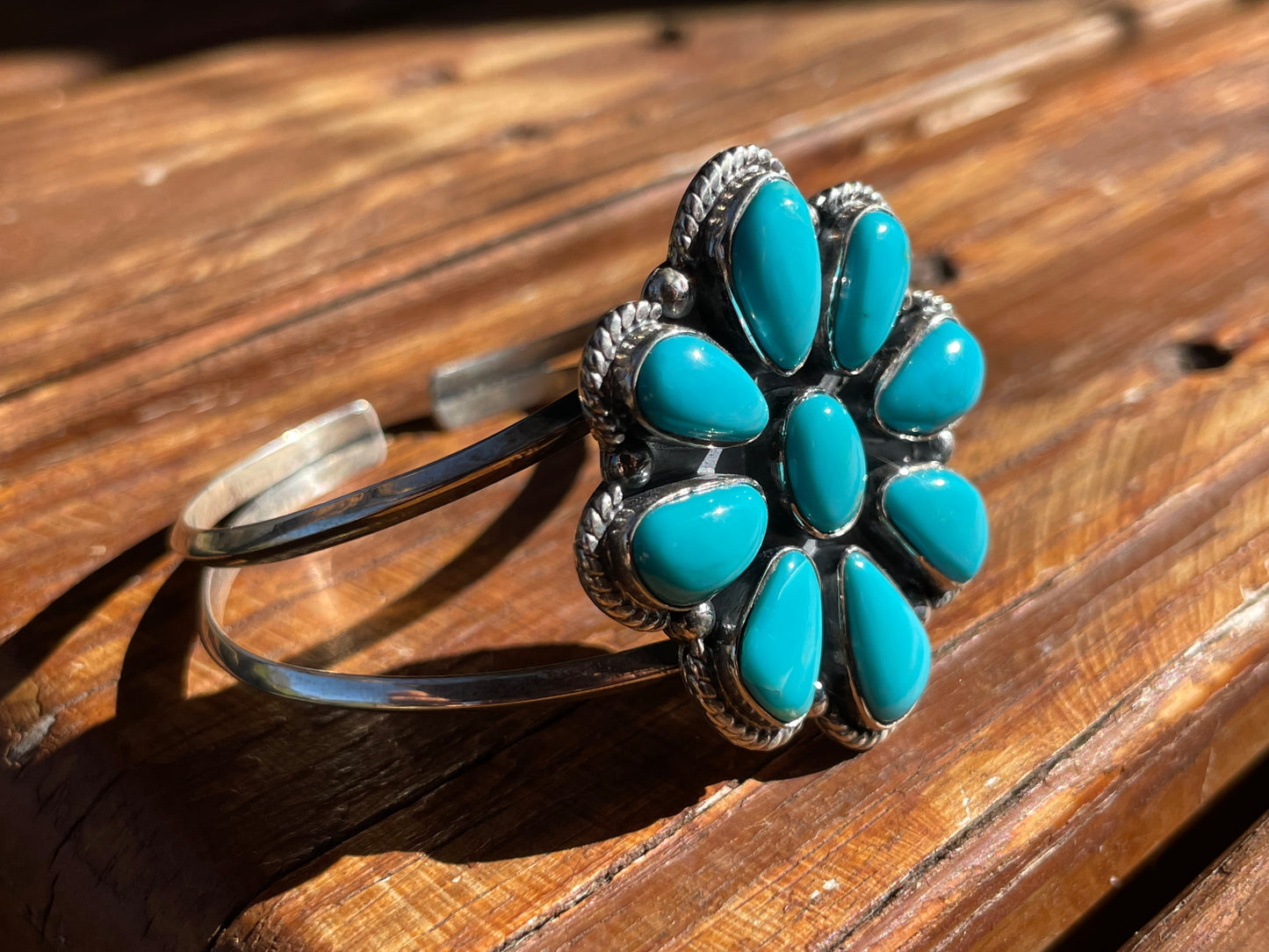Kingman Turquoise Cluster Flower Cuff | 925 Sterling Silver | B9508 B883