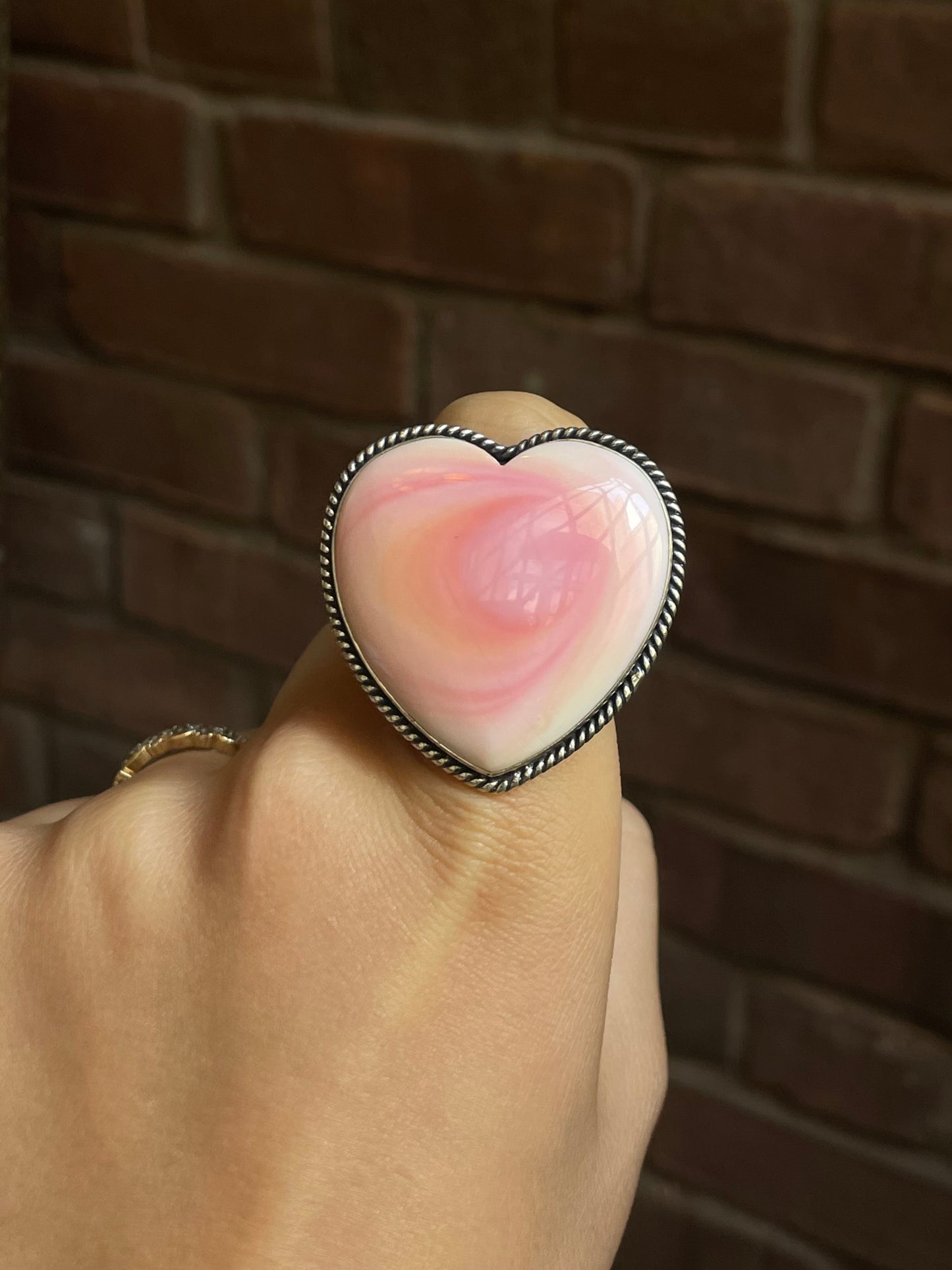Pink Conch Heart Statement Ring Size 8 | 925 Sterling Silver E984