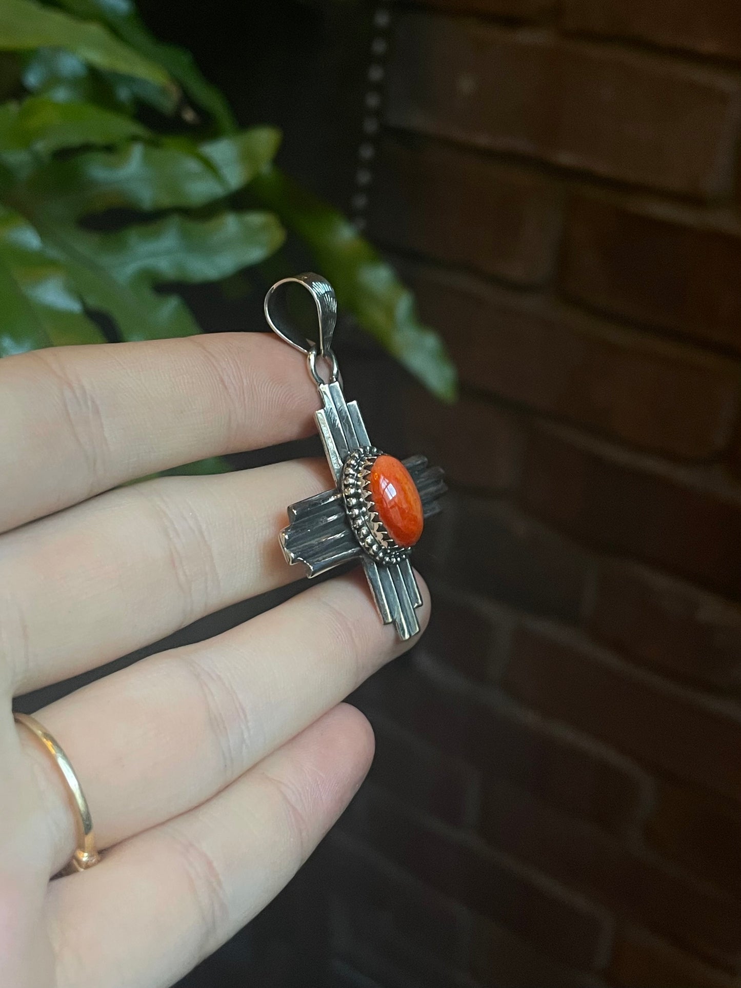 Spiny Oyster Zia Cross Pendant | 925 Sterling Silver C908