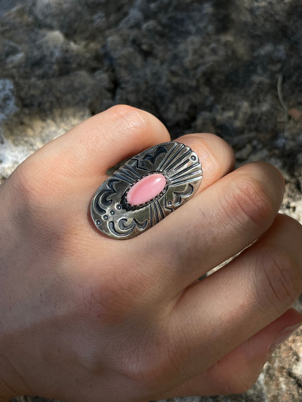 Pink Conch Oval Statement Ring Size 6.5 | 925 Sterling Silver D264