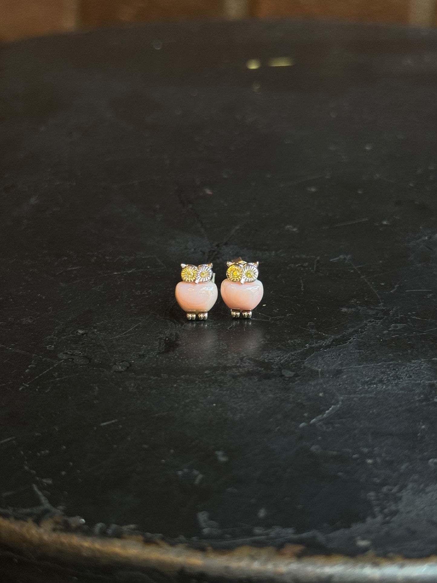 Pink Conch Owl Stud Earrings | Rhodium-Plated 925 Sterling Silver C273