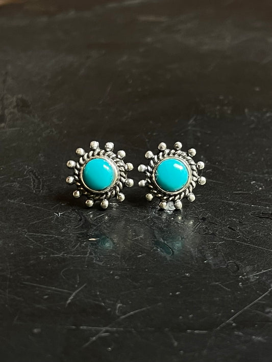 Kingman Turquoise Stud Earrings | 925 Sterling Silver E810