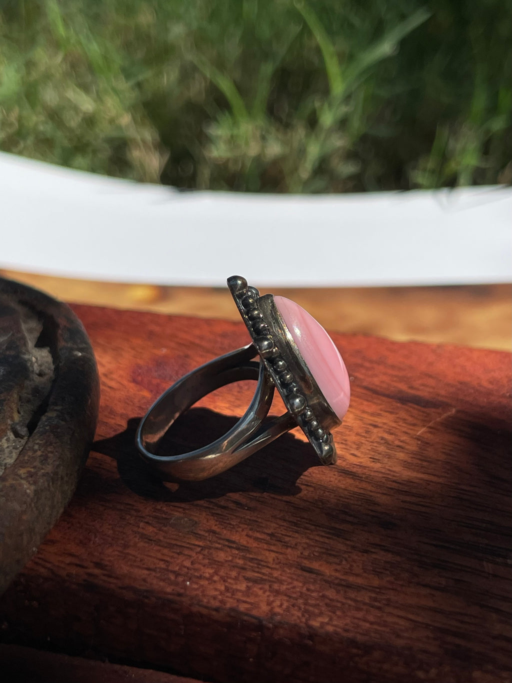 Pink Conch Tear Drop Ring | 925 Sterling Silver | Size 6 D342