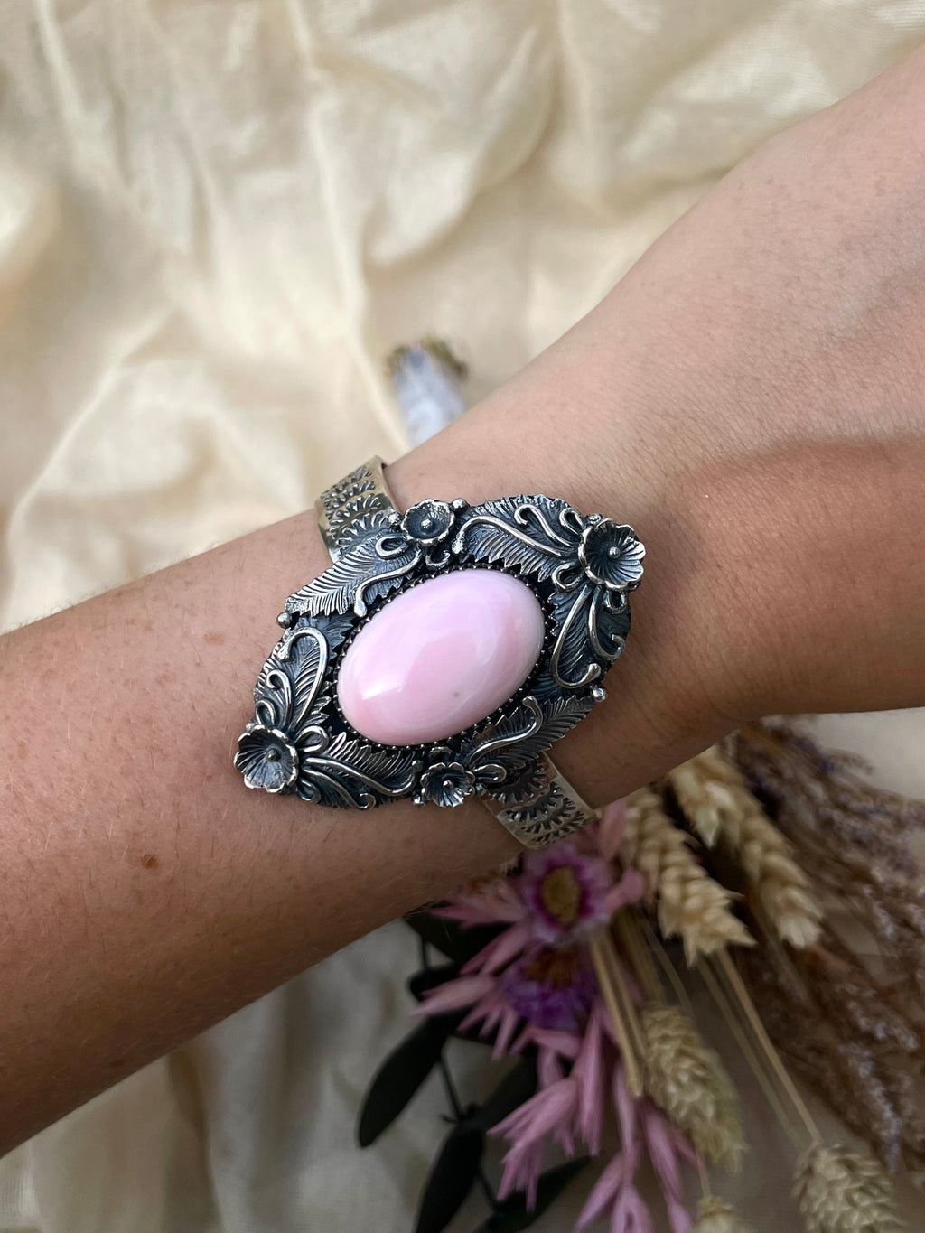 Pink Conch Floral Cuff Bracelet | 925 Sterling Silver D285
