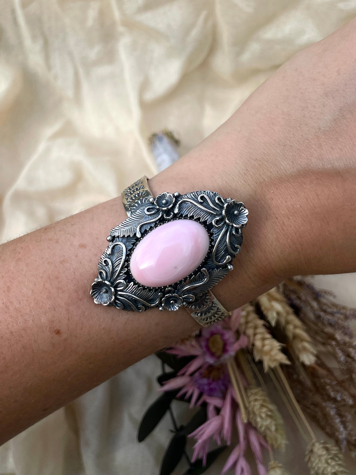 Pink Conch Floral Cuff Bracelet | 925 Sterling Silver D285