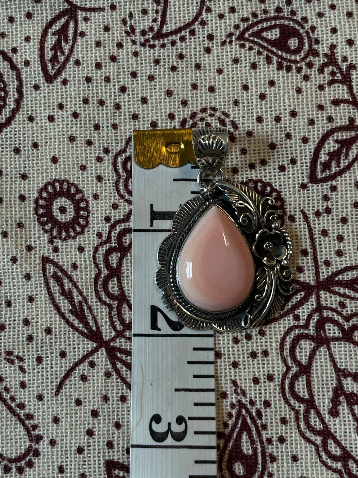 Pink Conch Tear Drop Pendant | Sterling Silver | A622