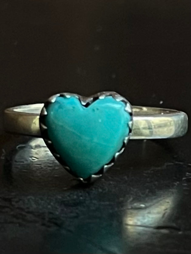 Kingman Turquoise Heart Ring | Sterling Silver | Size 6 G385