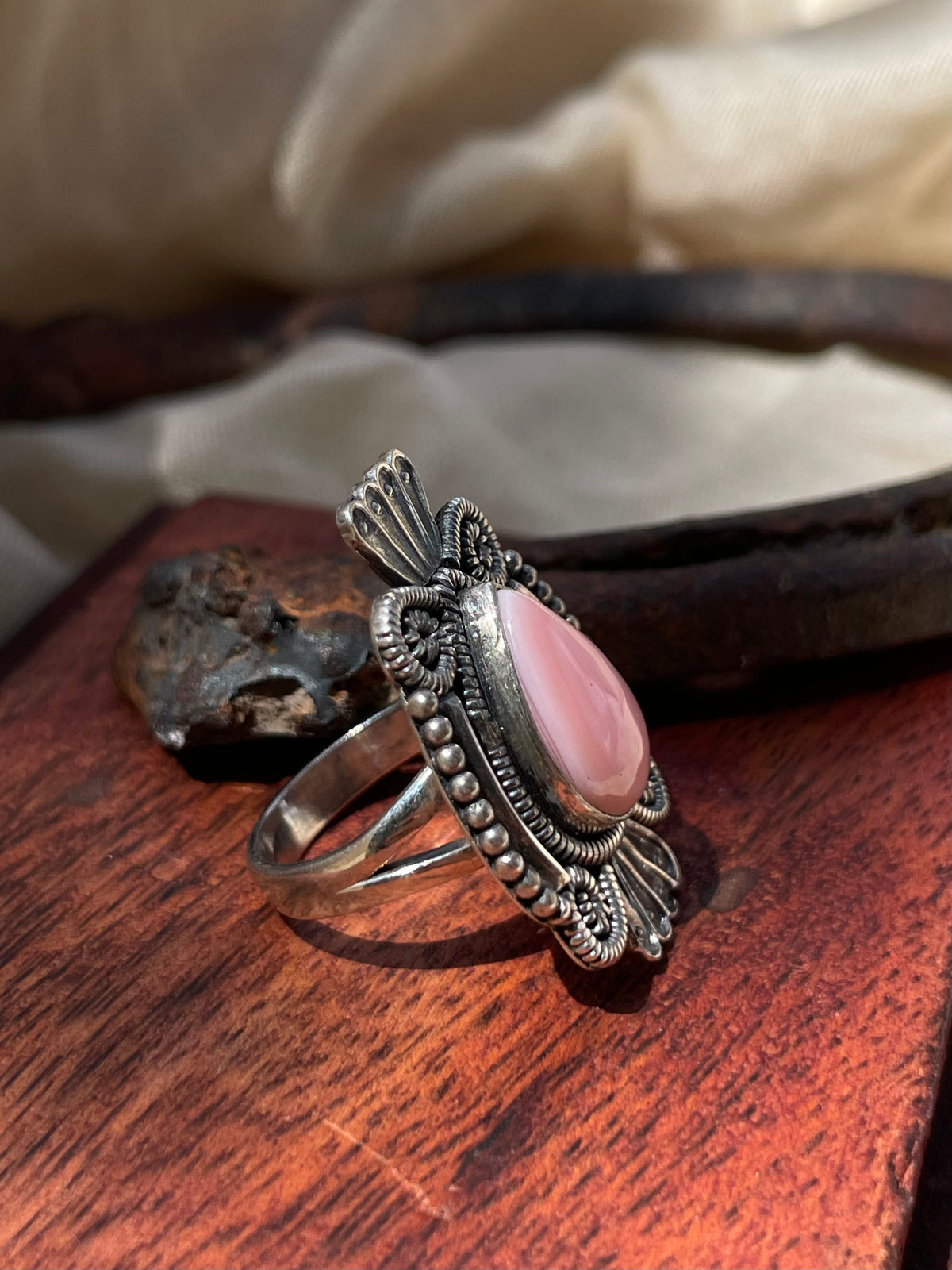 Pink Conch Teardrop Ring | 925 Sterling Silver Size 6.5 E290