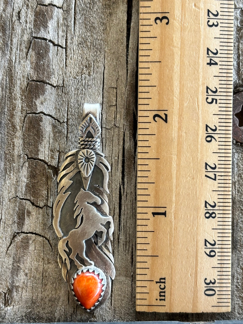 Spiny Oyster Horse Feather Pendant | 925 Sterling Silver Z15