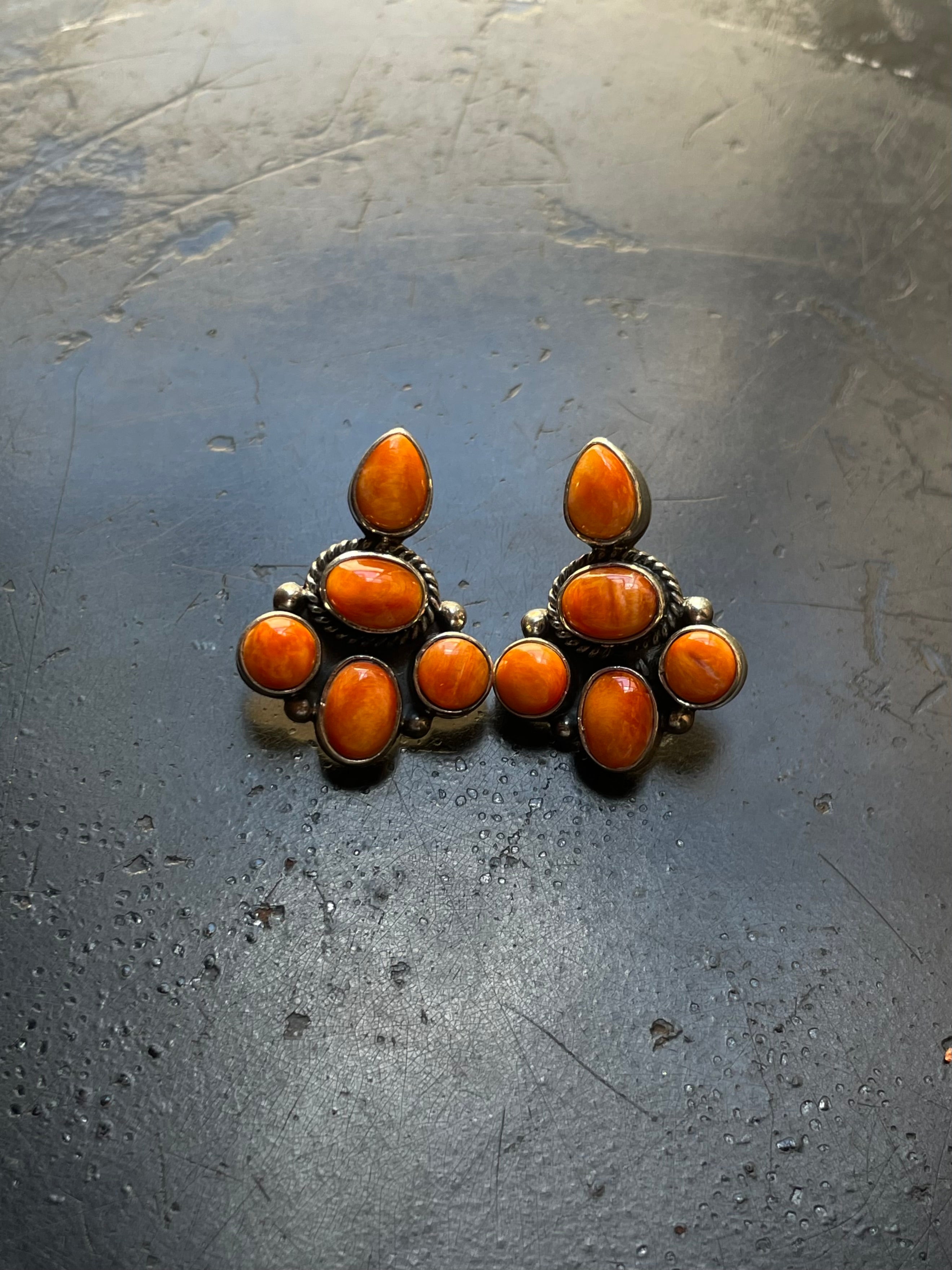 Spiny Oyster Cluster Stud Earrings | 925 Sterling Silver G653