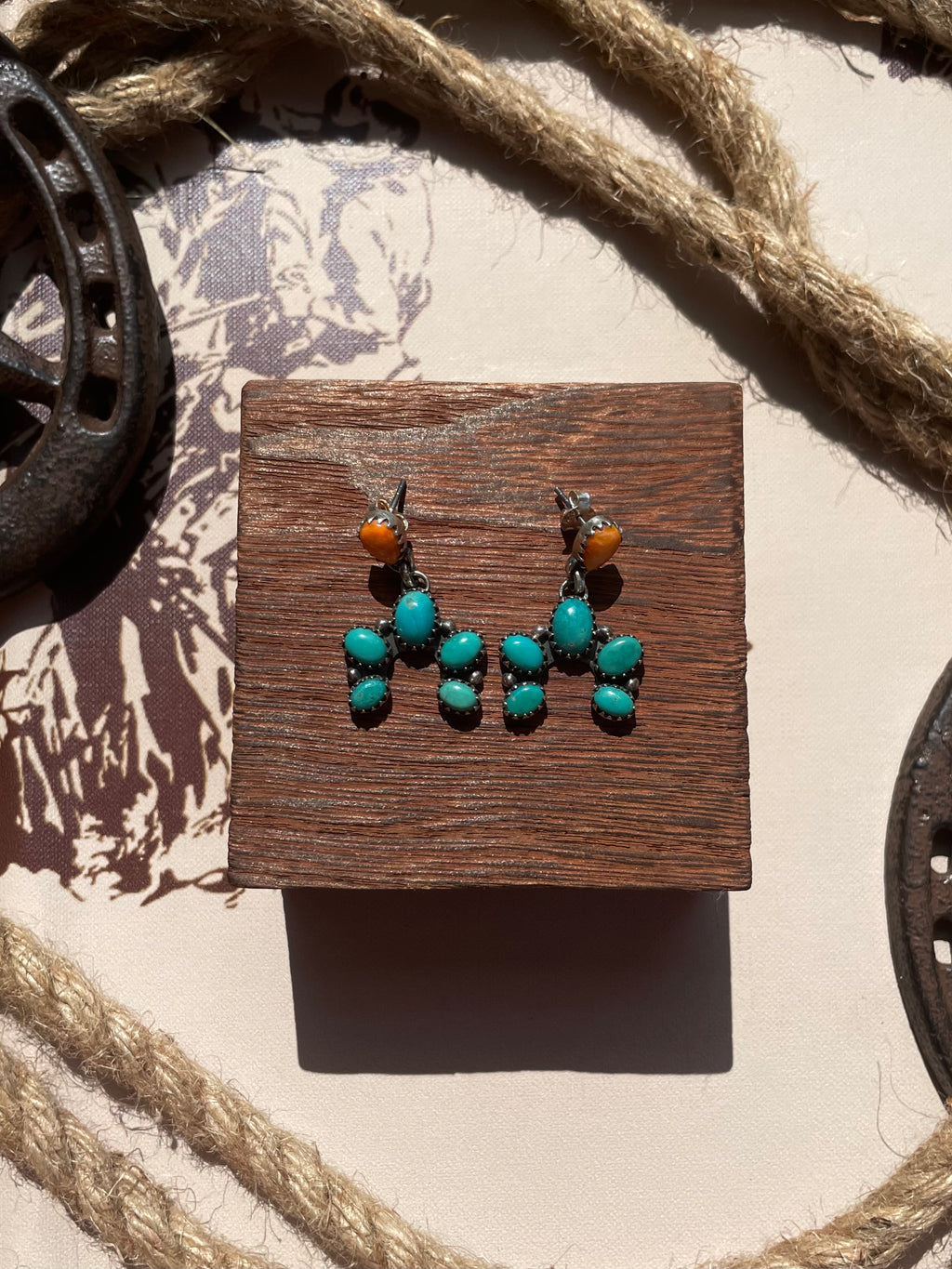 Turquoise Spiny Oyster Cluster Stud Earrings | 925 Sterling Silver G707