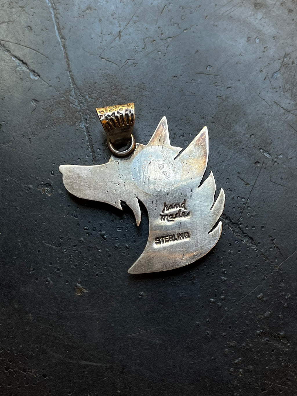 Kingman Turquoise Wolf Head Pendant | Sterling Silver G468