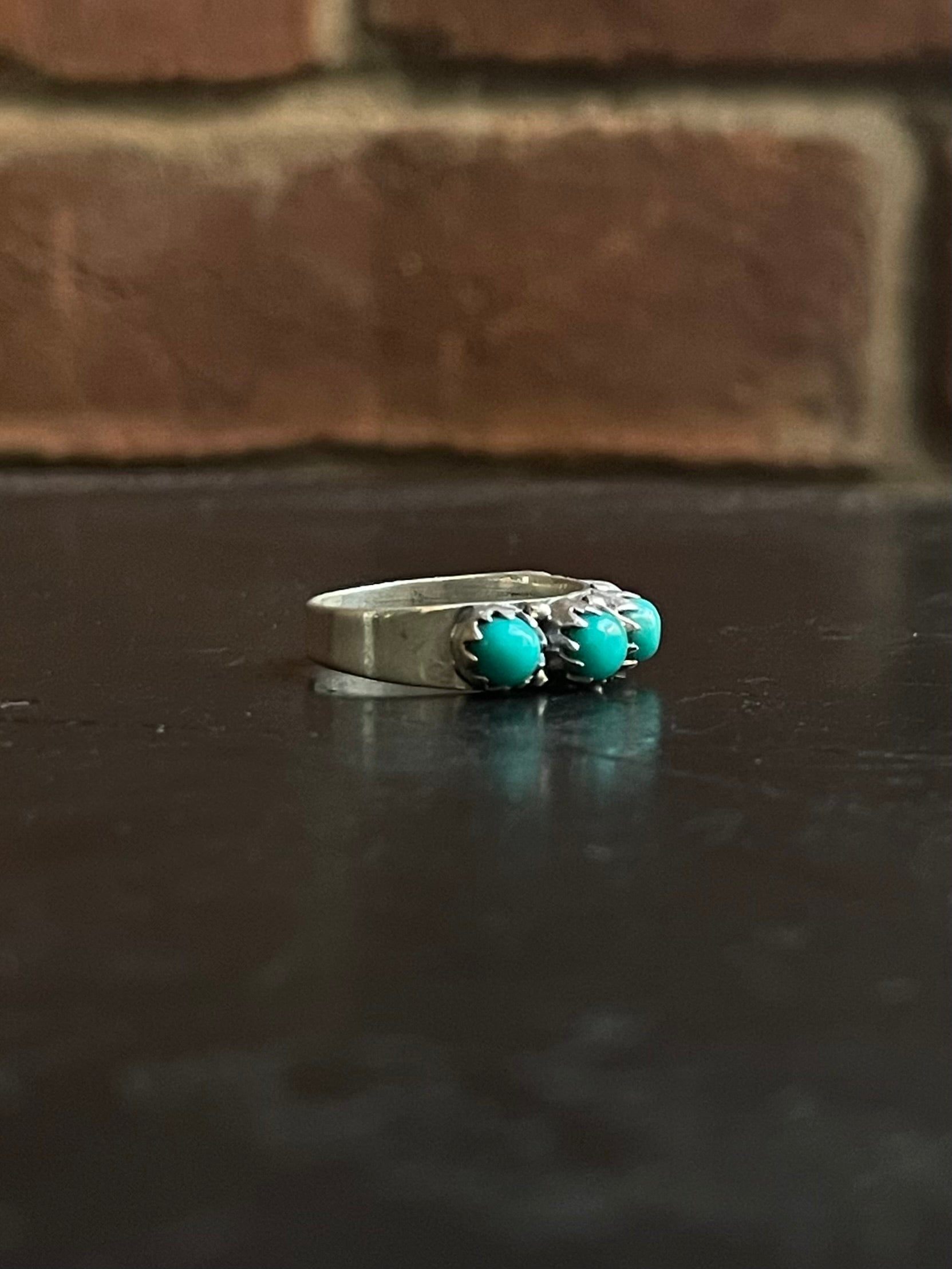 Kingman Turquoise Ring | Sterling Silver | Size 7.25 G376