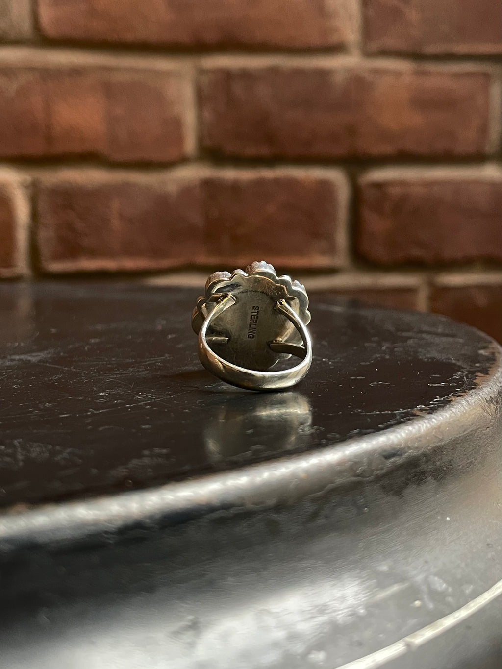 Pink Conch & Black Onyx Ring Size 8 | 925 Sterling Silver C916