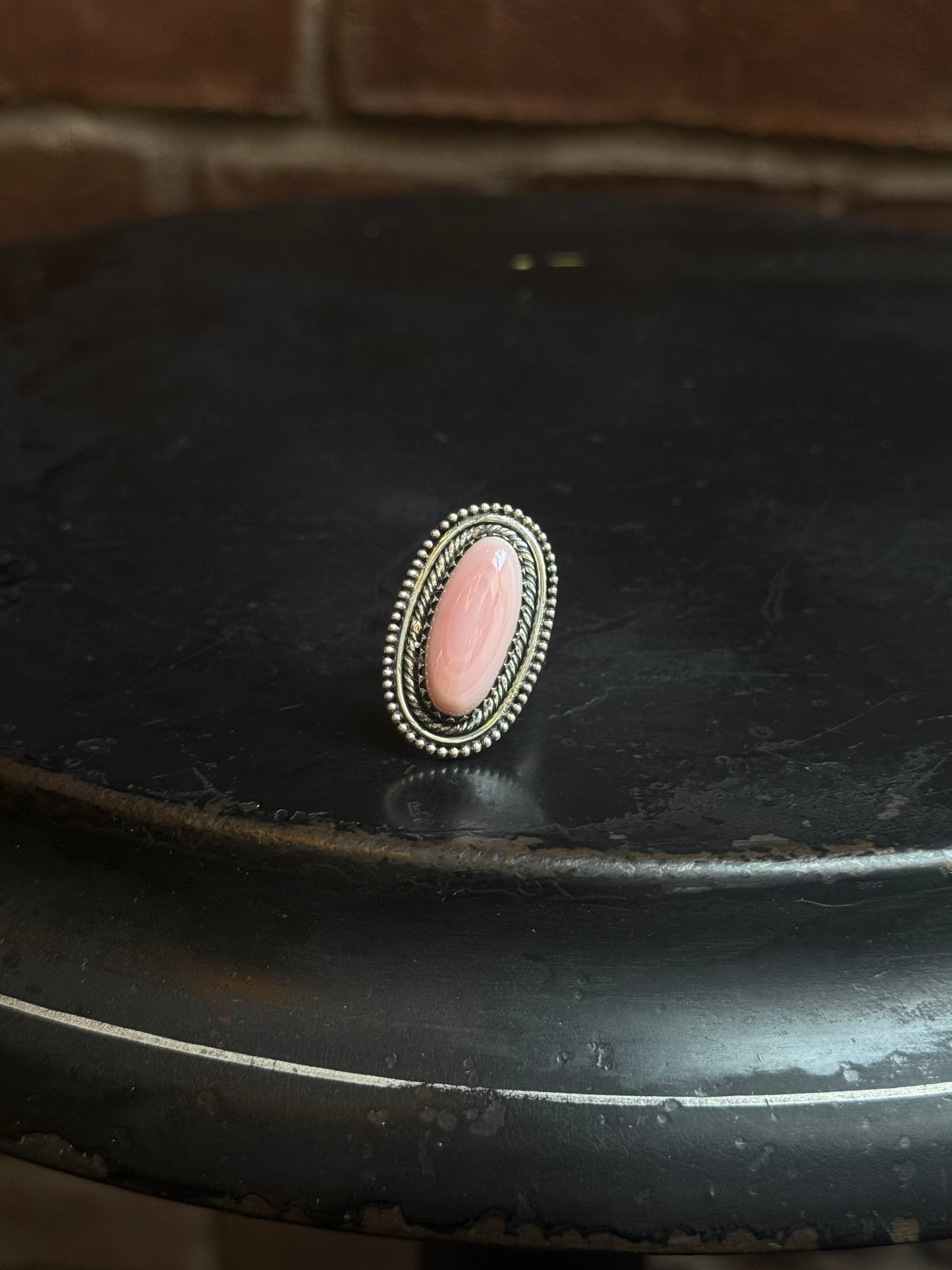 Pink Conch Oval Ring | 925 Sterling Silver | Size 6 C240