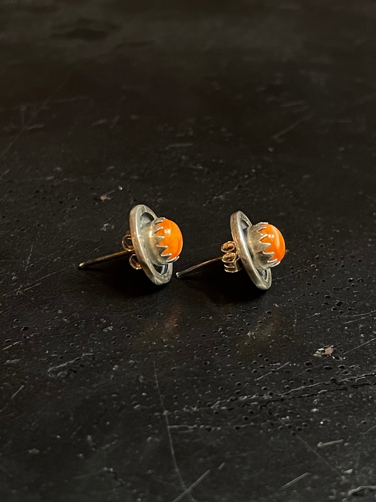 Spiny Oyster Stud Earrings | 925 Sterling Silver  G251