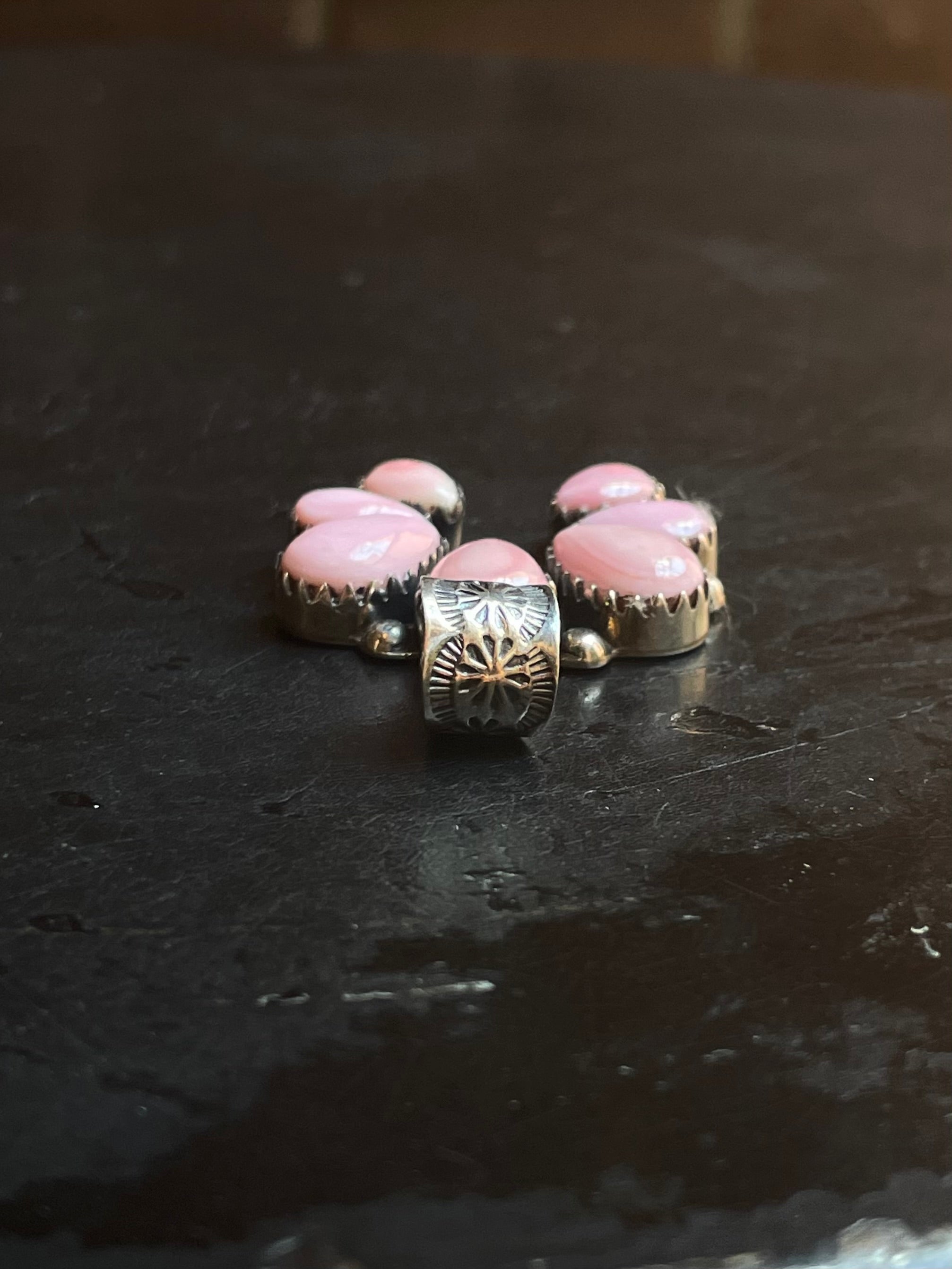 Pink Conch Naja Pendant | Sterling Silver G443