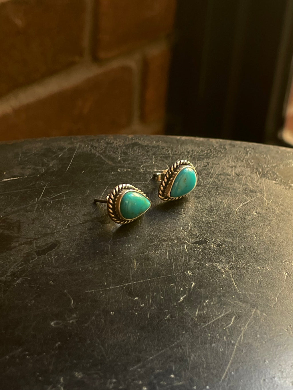 Kingman Turquoise Stud Earrings | 925 Sterling Silver G662