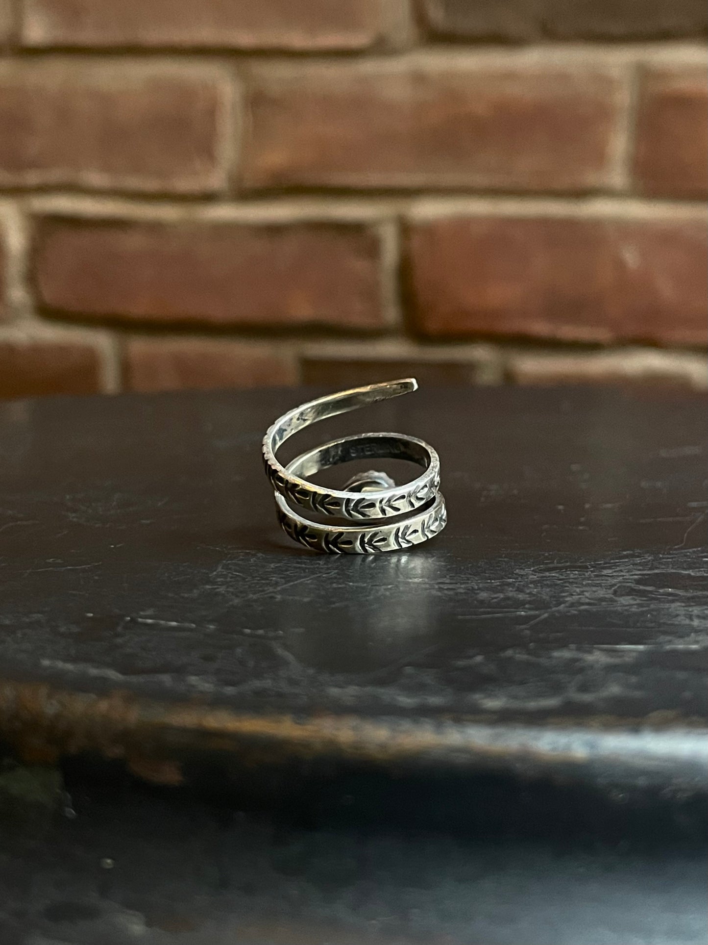 Pink Conch Snake Ring | 925 Sterling Silver Size 7.5 E459
