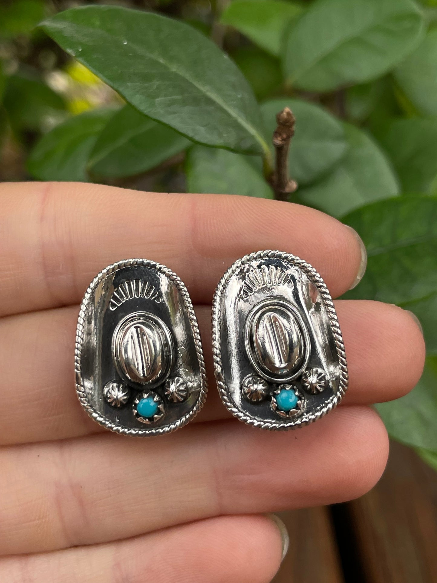 Kingman Turquoise Cowboy Hat Stud Earrings | Sterling Silver B975