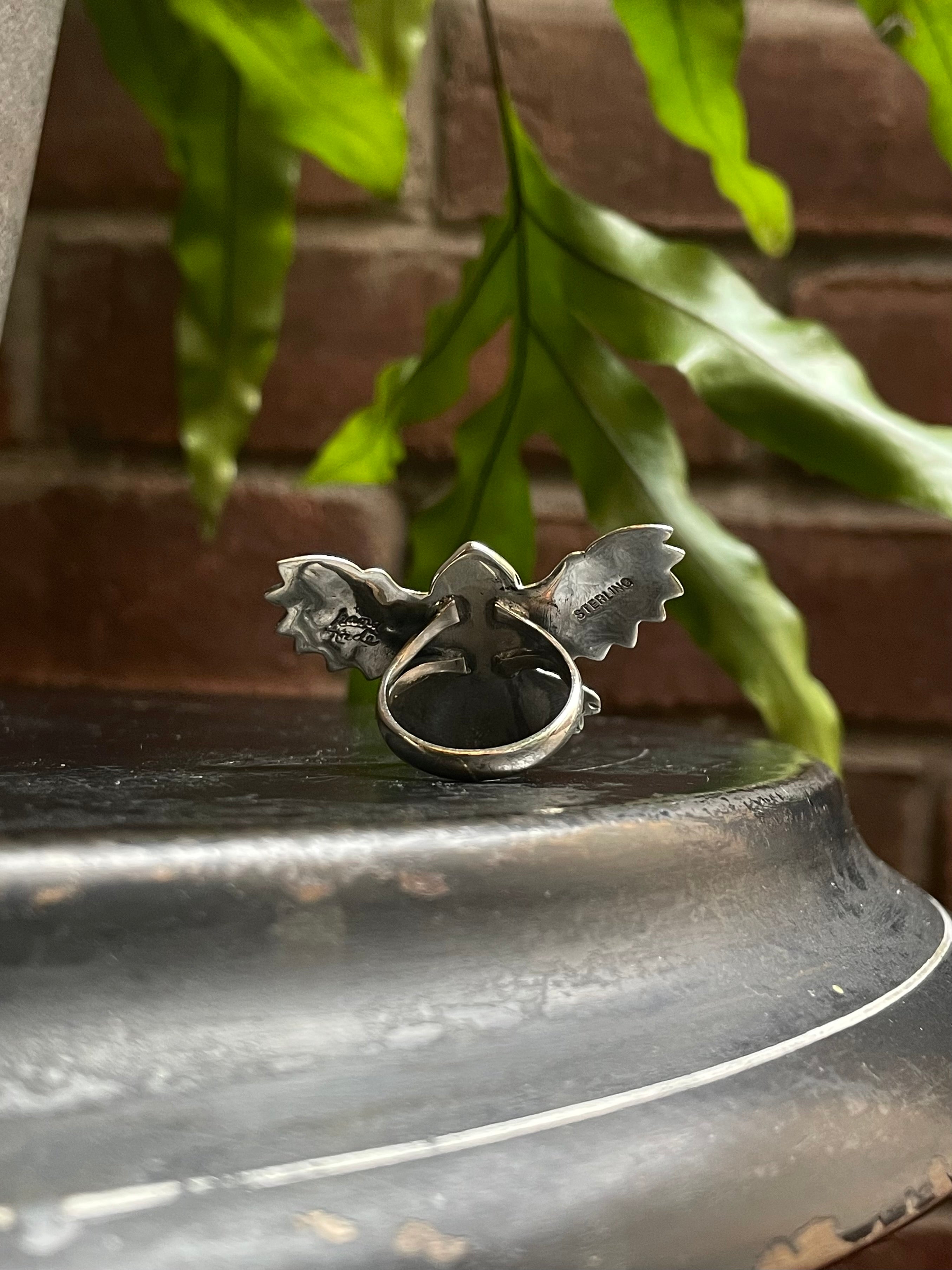 Pink Conch Thunderbird Ring | Sterling Silver 925 | Size 8 C591