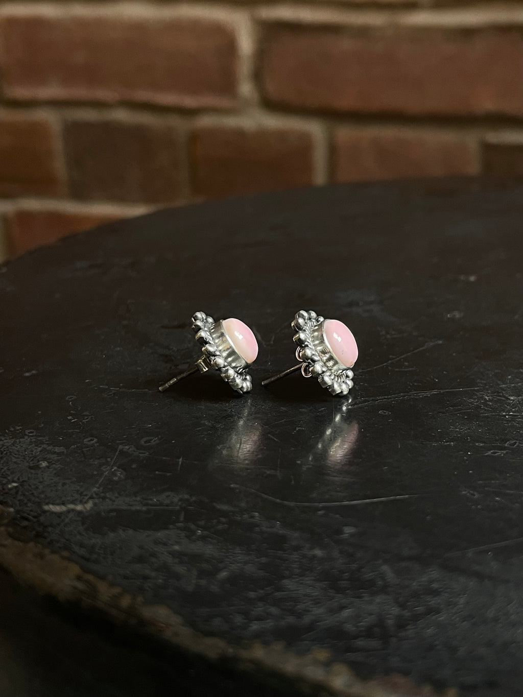 Pink Conch Stud Earrings | 925 Sterling Silver E795