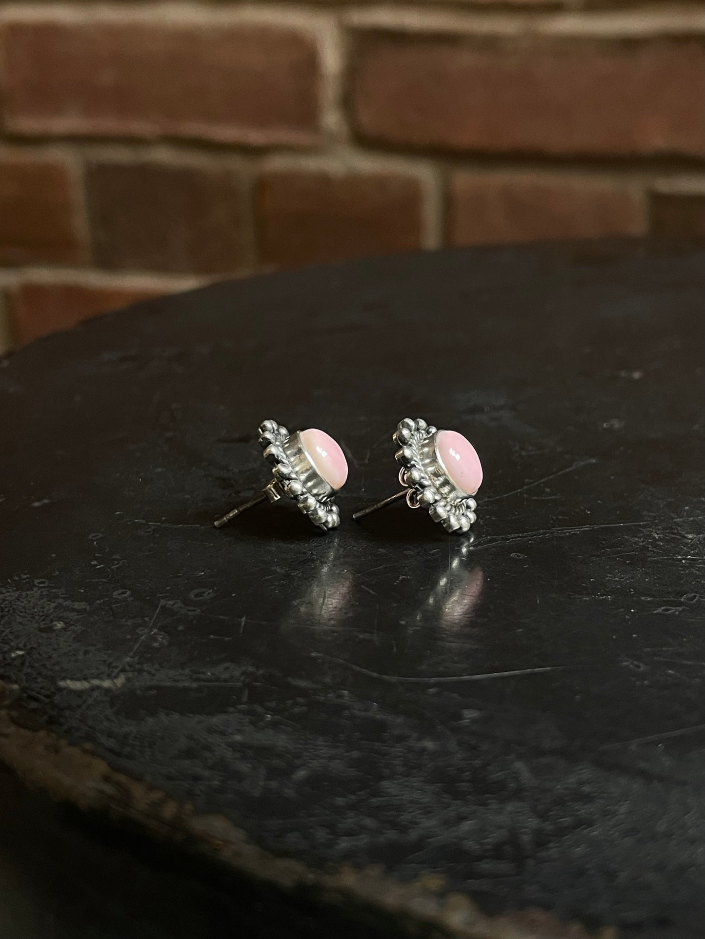 Pink Conch Stud Earrings | 925 Sterling Silver E795