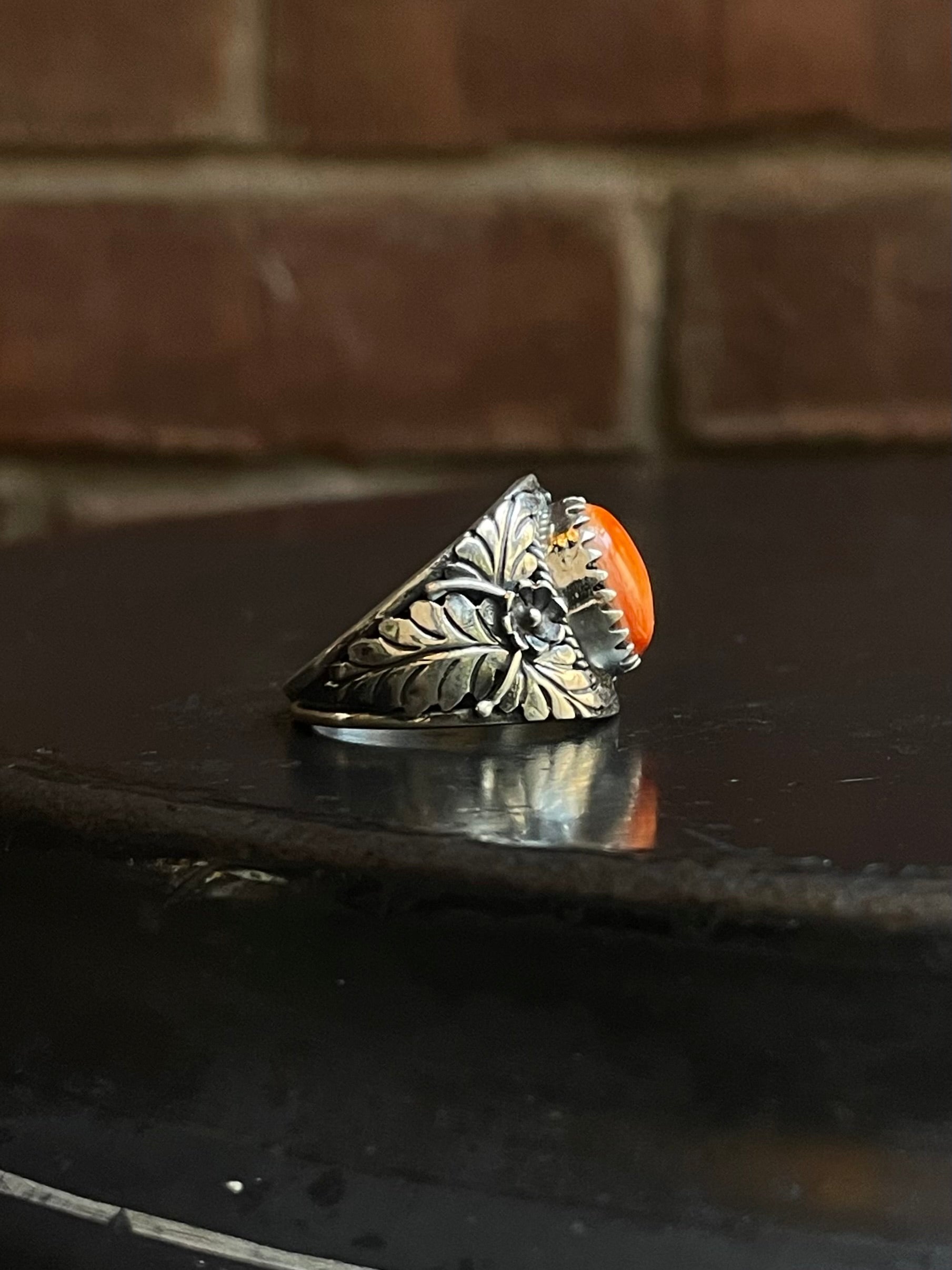 Spiny Oyster Ring Floral Size 9 | 925 Sterling Silver G548