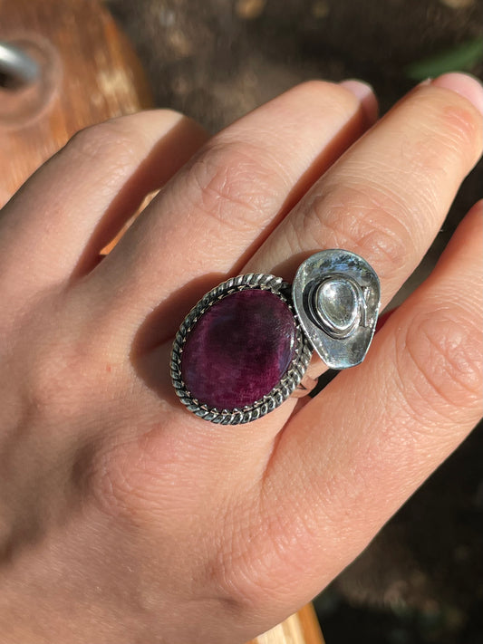Purple Spiny Oyster Cowboy Hat Ring Size 7 | Sterling Silver 925 B389