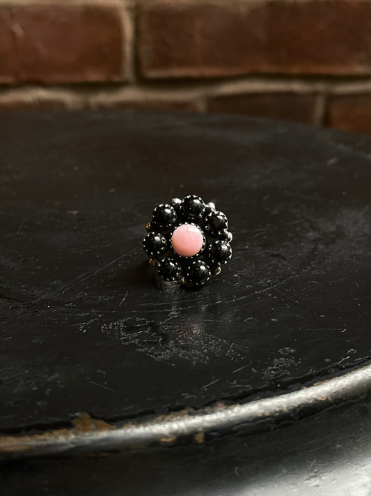 Pink Conch & Black Onyx Ring Size 8 | 925 Sterling Silver C916