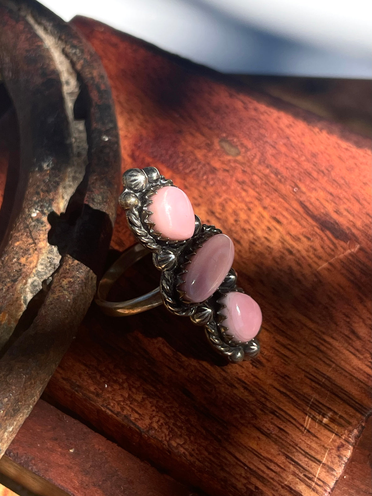 Pink Conch Triple Stone Ring | 925 Sterling Silver | Size 5.75 D359