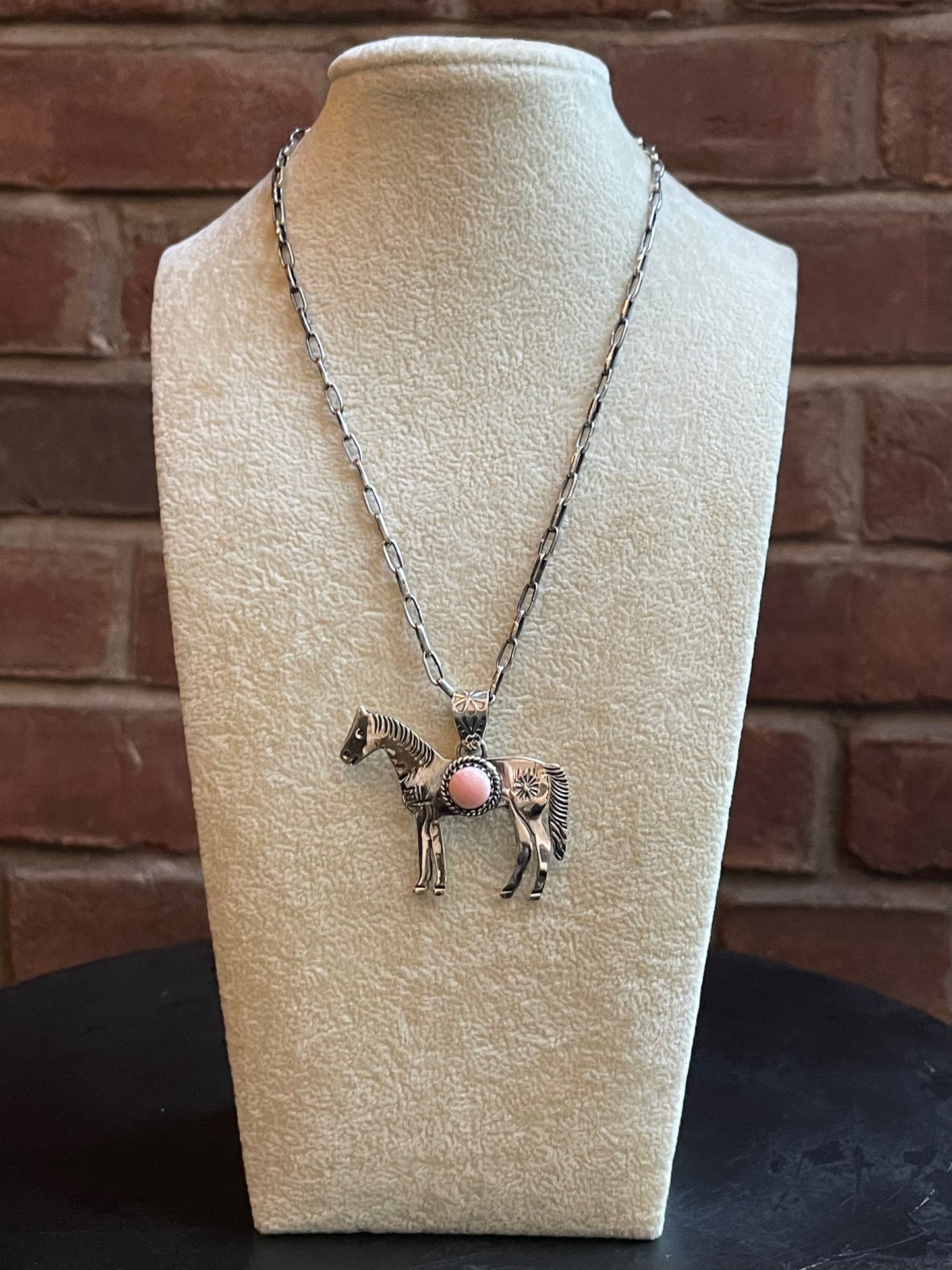 Pink Conch Horse Pendant | 925 Sterling Silver E251