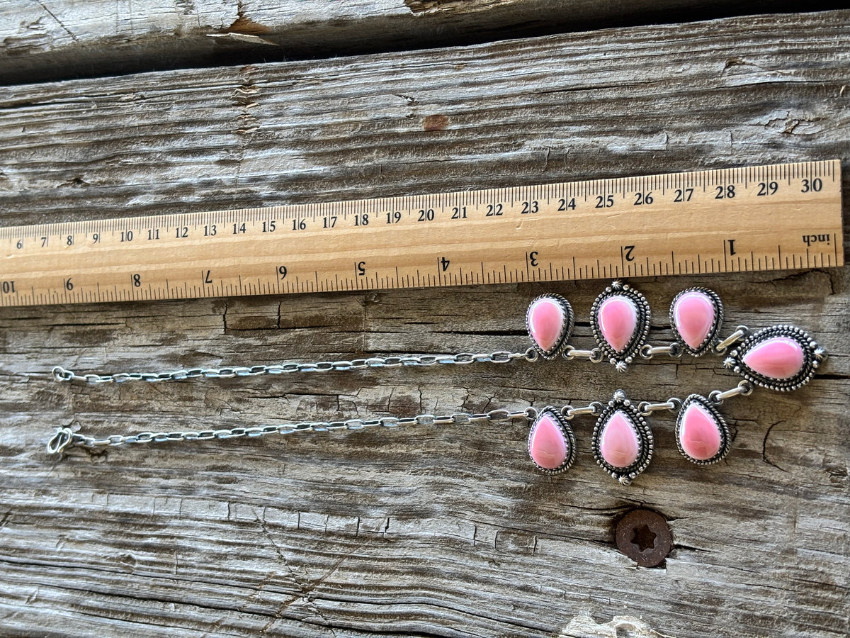 Pink Conch Teardrop Statement Necklace | 925 Sterling Silver Z23