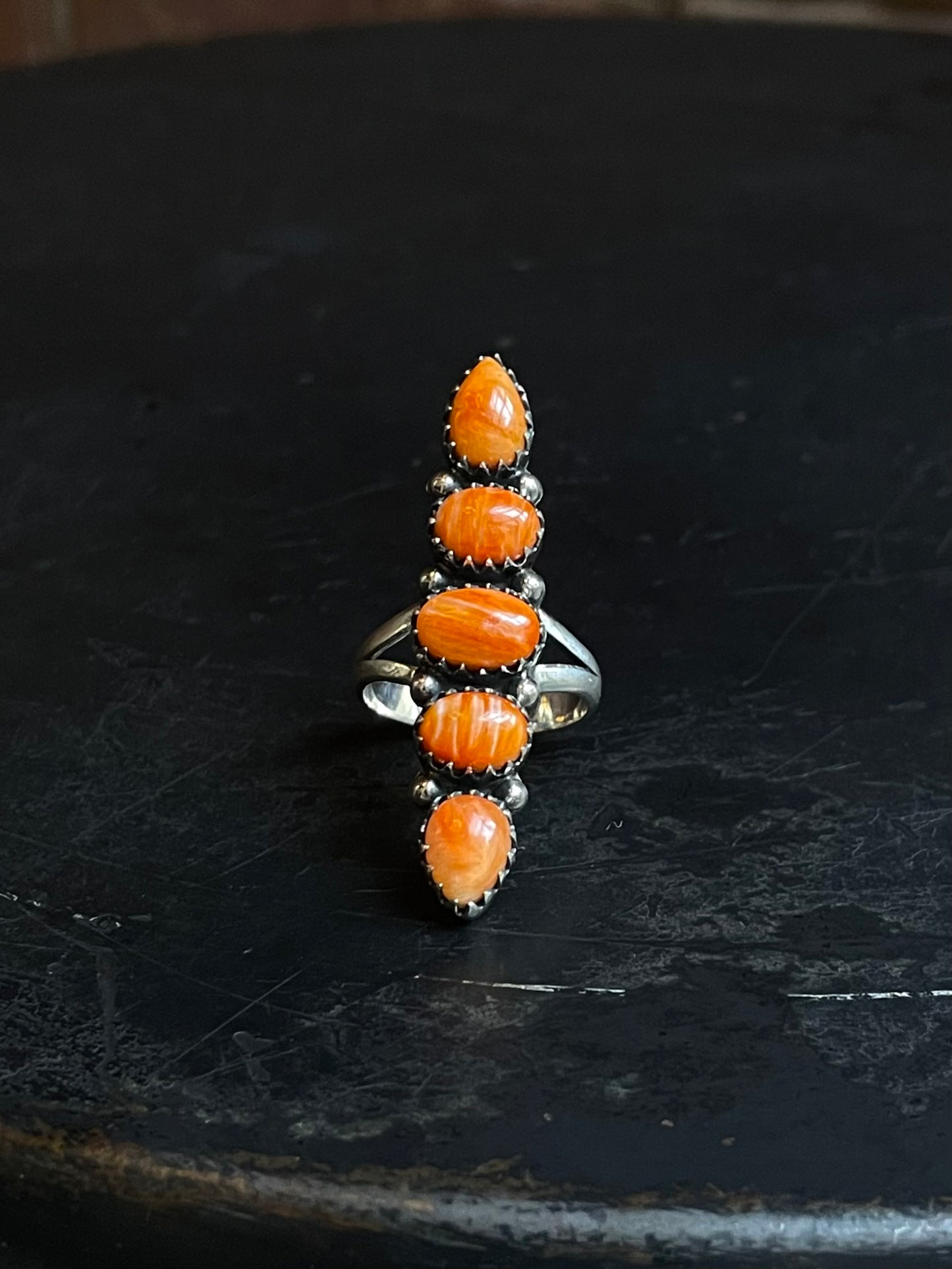 Spiny Oyster Row Ring | 925 Sterling Silver Size 7 E480