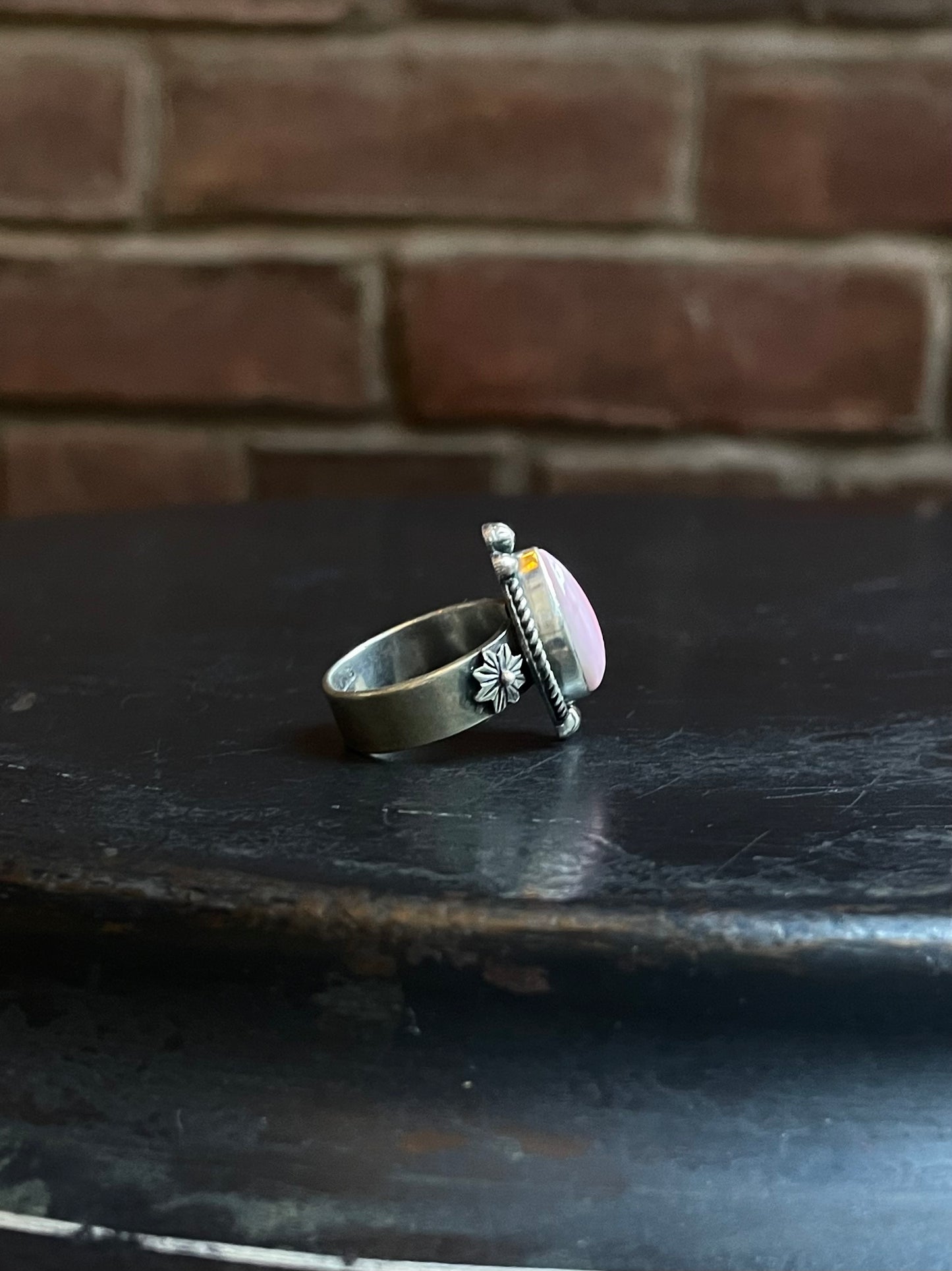 Pink Conch Tear Drop Ring | 925 Sterling Silver Size 7.5 E463