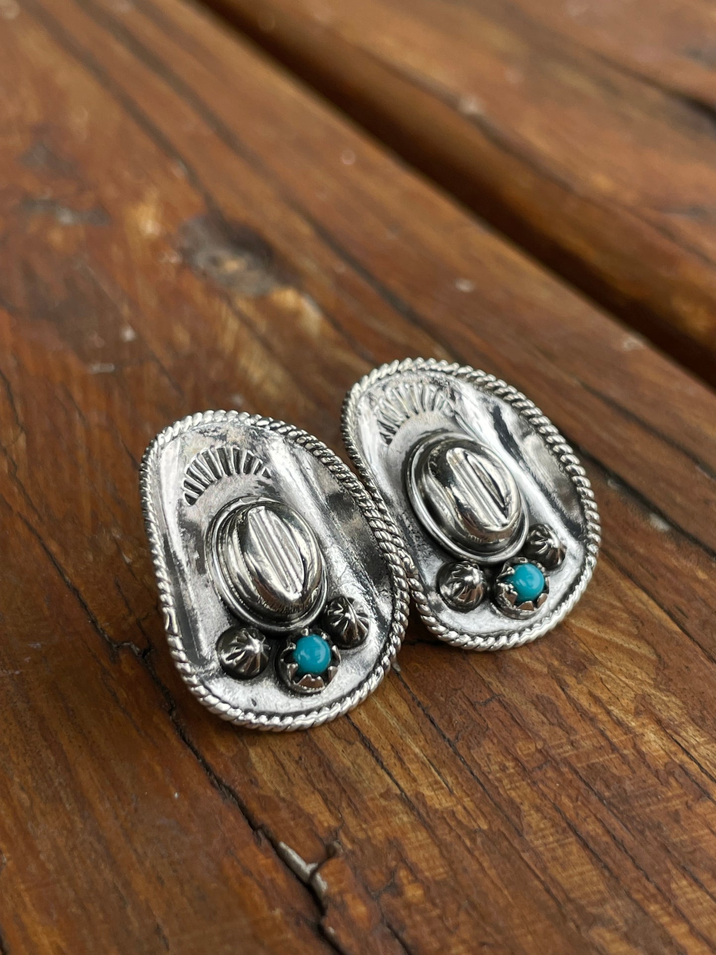 Kingman Turquoise Cowboy Hat Stud Earrings | Sterling Silver B975